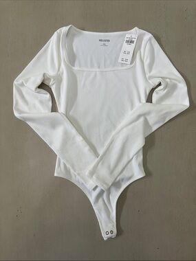 Hollister White Ribbed Square-Neck Long Sleeve Bodysuit - Size XXS - NWT